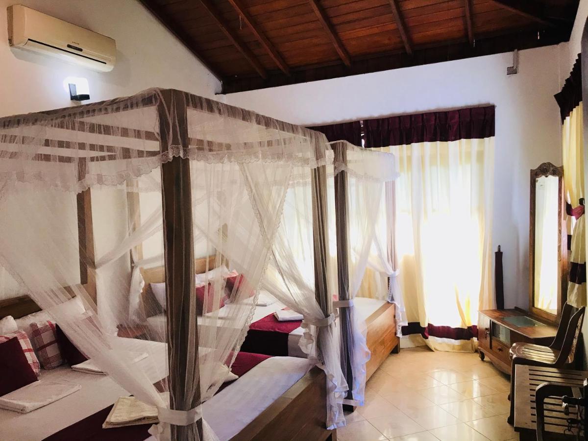 Sinhagiri Villa Сигирия Екстериор снимка