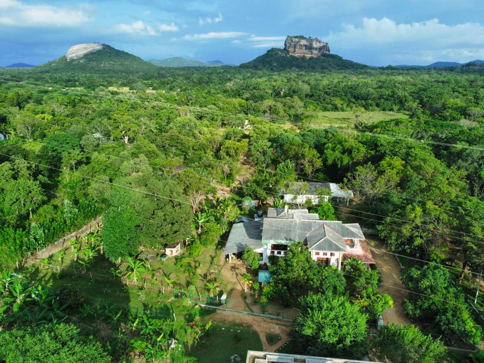 Sinhagiri Villa Сигирия Екстериор снимка